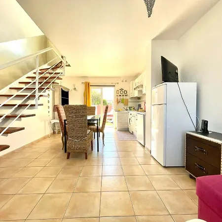 Apartamento Con Barbacoa, Piscina, Cerca De Playa La Caleta De Fuste Appartamento *